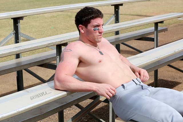 Gay-Hoopla-baseball-star-Jeff-Niels-sexy-sportsman-ass-jerking-hard-dick-young-man-sexy-004-male-tube-red-tube-gallery-photo